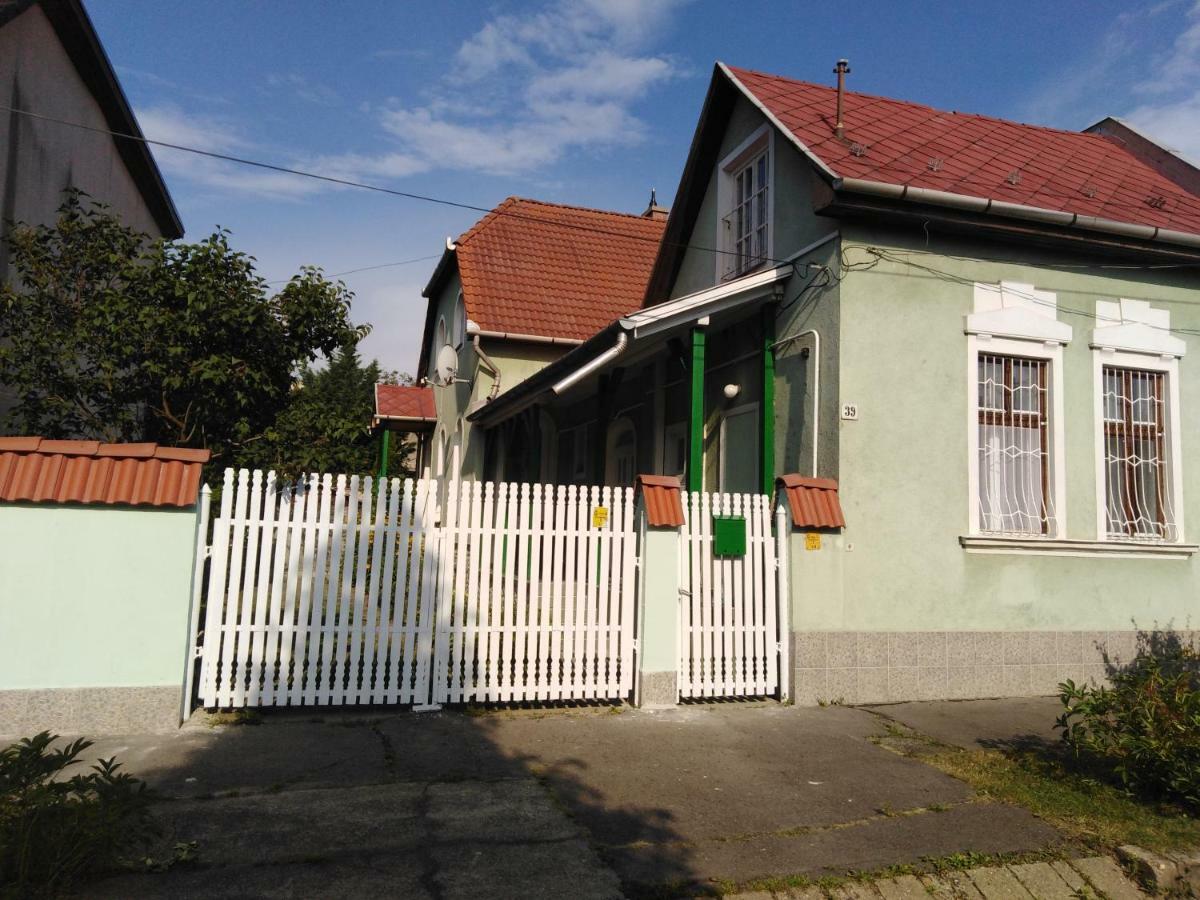 Orgona Vendeghaz Miskolc Leilighet Eksteriør bilde